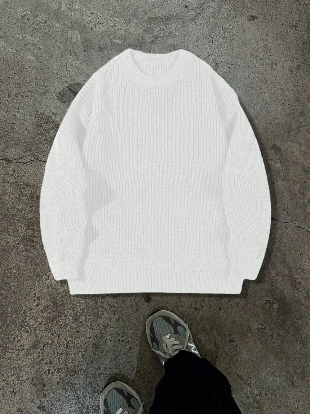 White Casual Men's Long Sleeve Crewneck Pullover Sweater